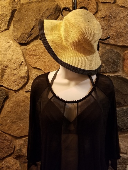 Kenneth Cole Swim Coverup - Picture 1 of 3
